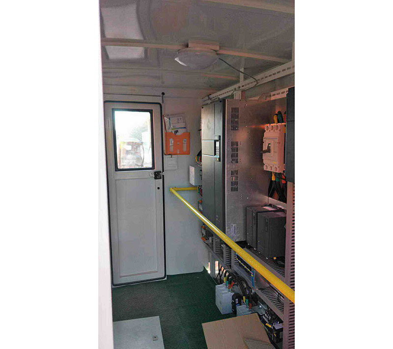 出渣門機(jī)電器室